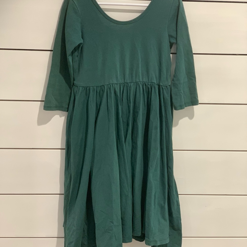 Alice and Ames Size 7 Green Long Sleeve Ballet Dress